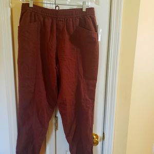 New with tags, Old Navy High Waisted Cropped Linen Blend Pants, Size Medium,